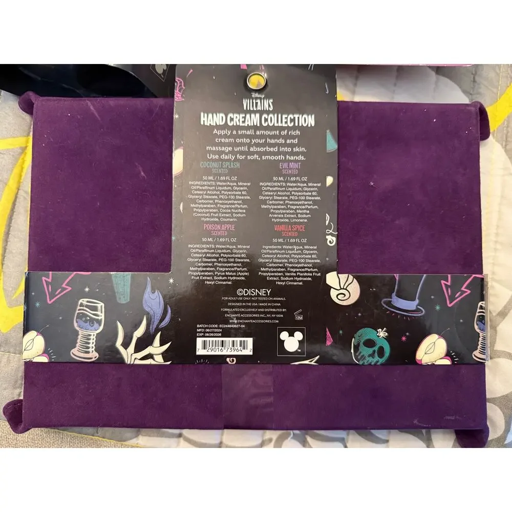 NWT Disney Villains Hocus Pocus Beauty Set Lips Scrub Bath Bomb Balm Hand Cream